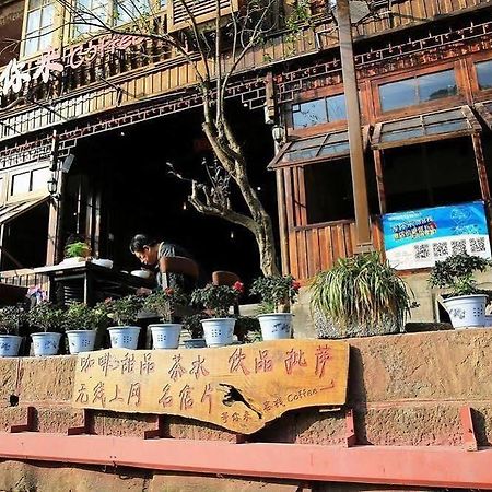 Fenghuang Waitin For You Inn Exteriér fotografie